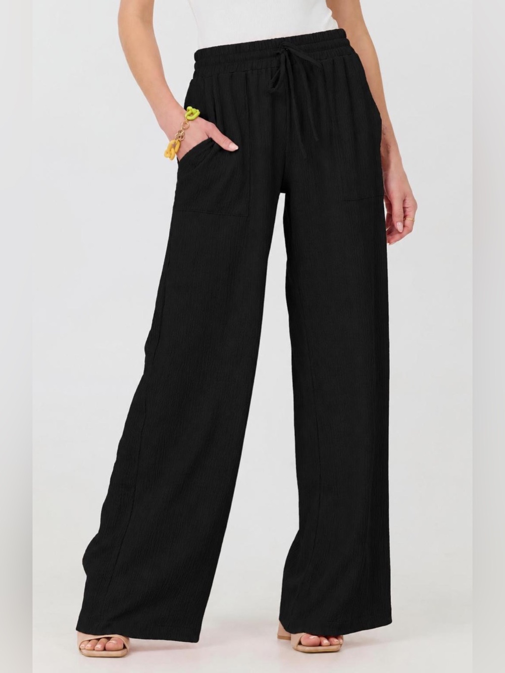 NWT Ruby & Wren Black Textured Wide Leg Drawstring Pants L